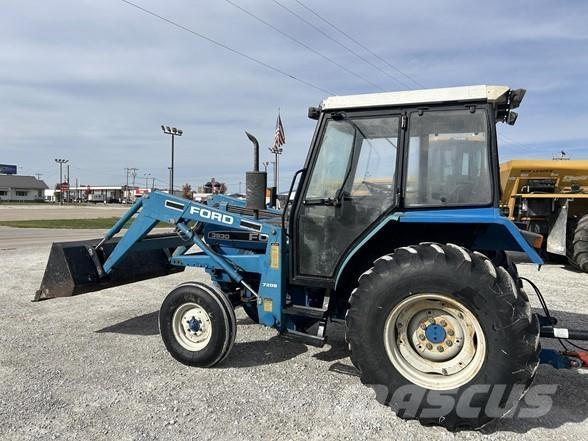 Ford 3930 الجرارات