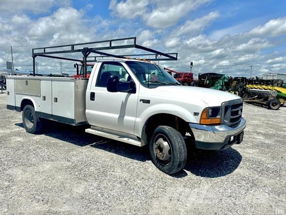 Ford F450 SD أخرى