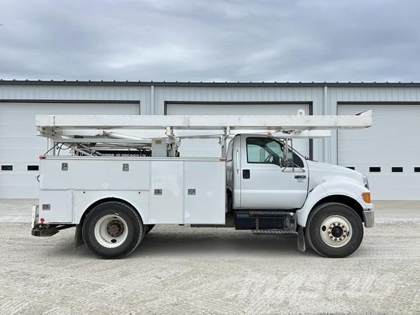 Ford F750 SD أخرى