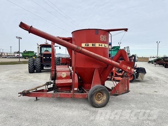 Gehl MX95 معدات البناء - غير ذلك