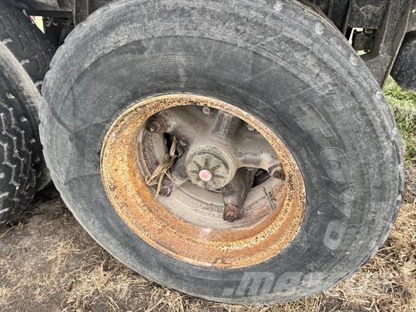 Heil 9200 معدات توزيع السماد العضوي