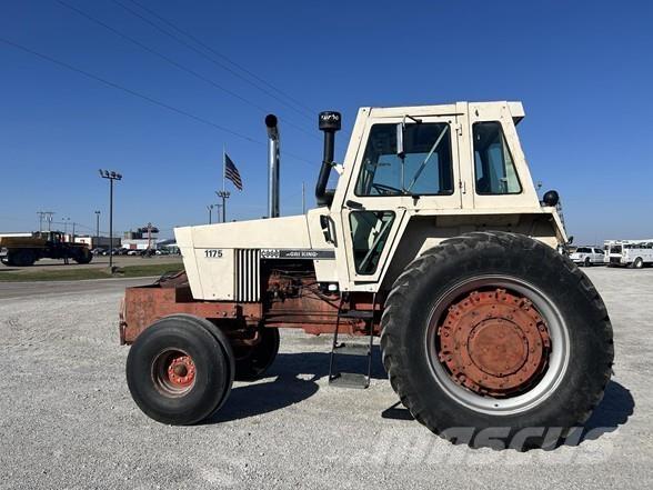 J I Case 1175 الجرارات