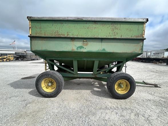 J&M 350-20 مقطورة حبوب