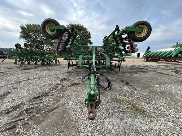 John Deere 512 ماكينات وملحقات زراعة أخرى