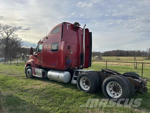 Peterbilt 387 وحدات الجر