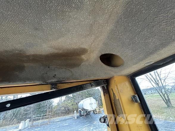 Volvo L70C لوادر بعجل