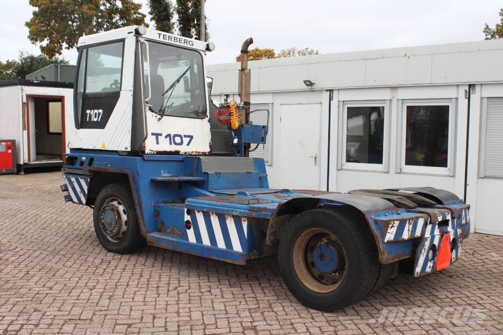 Terberg RT 282 جرارات صالات المطارات