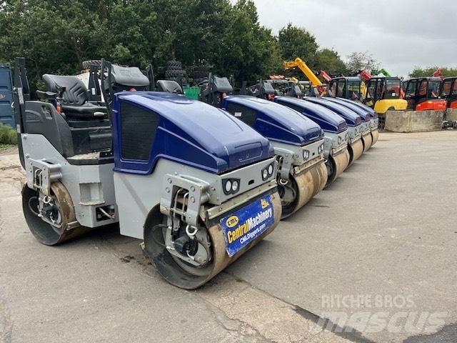 Bomag BW 120 AD-5 مداحل ثنائية الاسطوانة