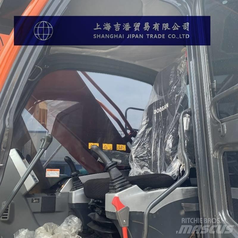 Doosan DX 300 حفارات زحافة