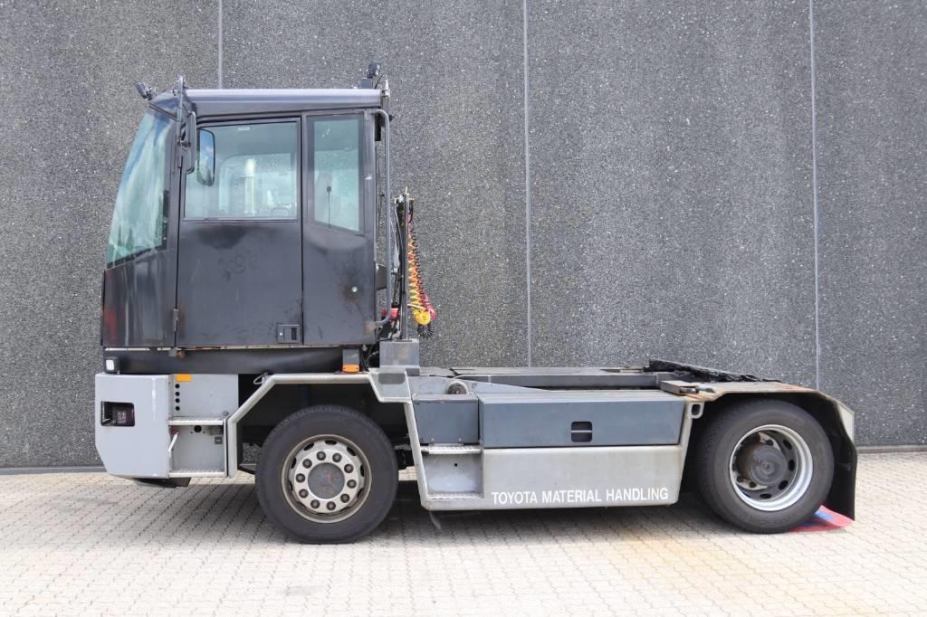 Kalmar TR 618 i جرارات صالات المطارات