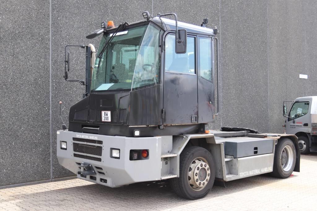 Kalmar TR 618 i جرارات صالات المطارات