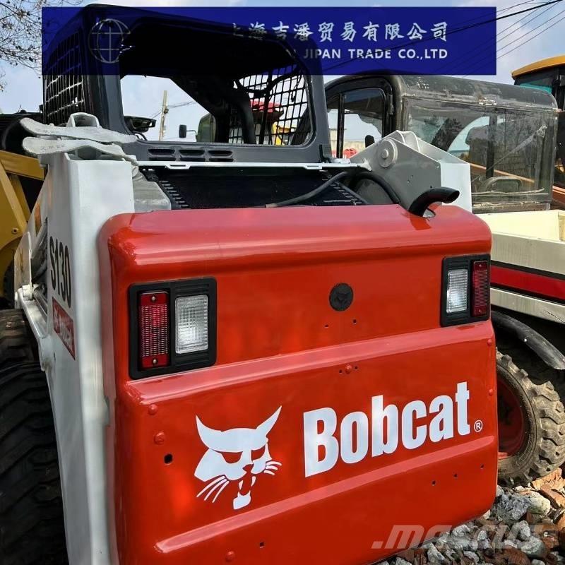 Bobcat S 130 لوادر انزلاقية التوجيه