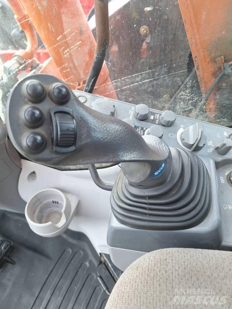 Hitachi ZX 85 US B-5 حفارات وسط 7 طن - 12 طن