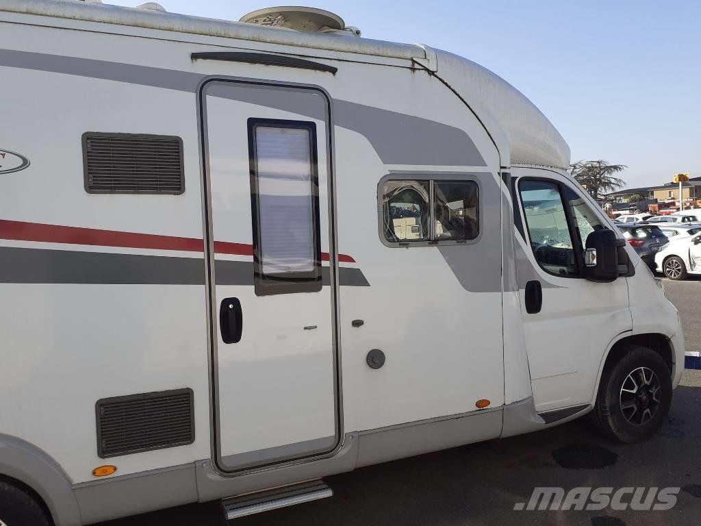 Fiat Ducato المنازل المتنقلة والكرافانات