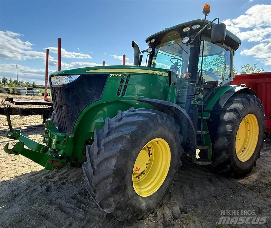 John Deere 7230R الجرارات