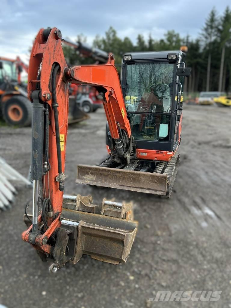 Kubota KX 027 حفارات صغيرة أقل من 7 طن (حفارات صغيرة)