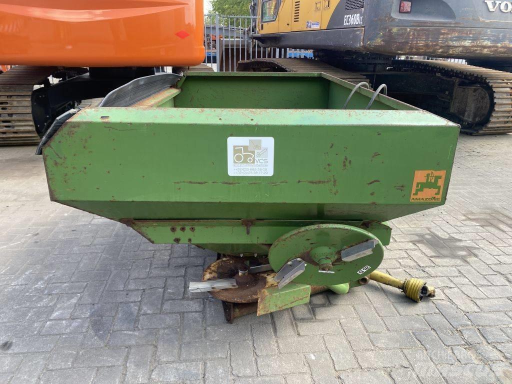 Amazone ZA-U 1500 معدات فرد المواد المعدنية