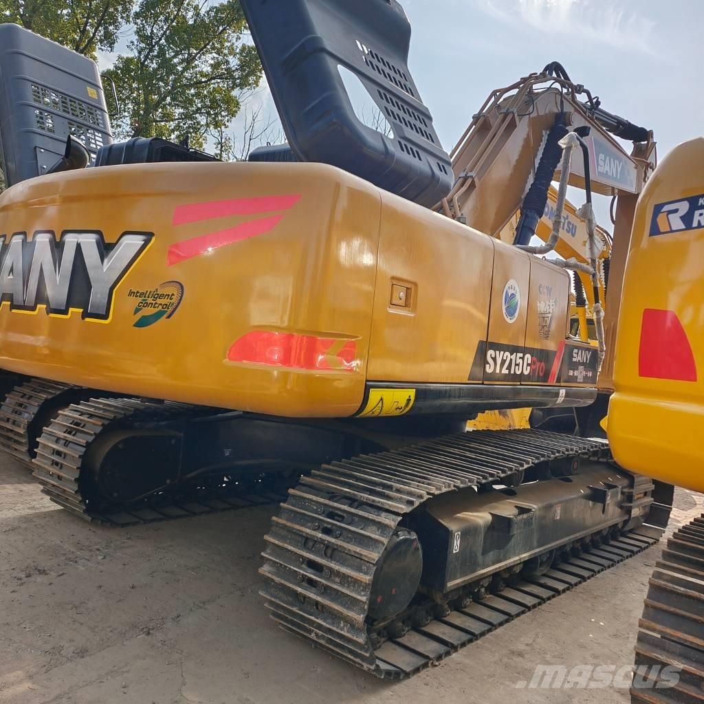 Sany SY 215 C حفارات زحافة
