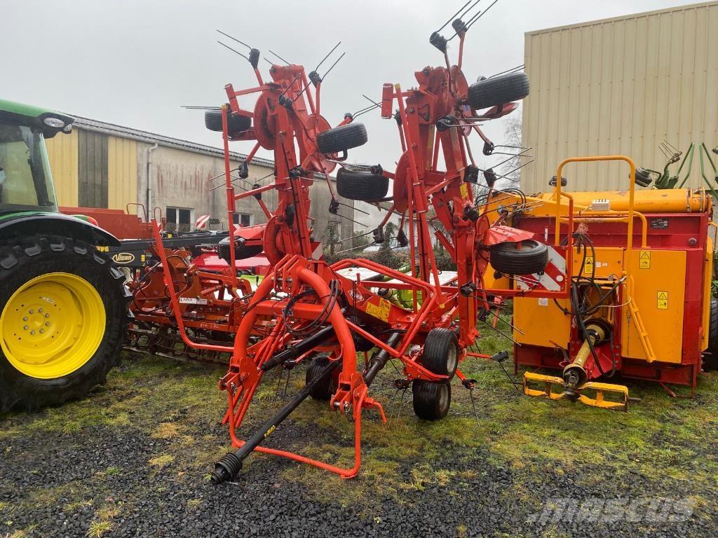 Kuhn GF8702 مكابس وميبسات التبن