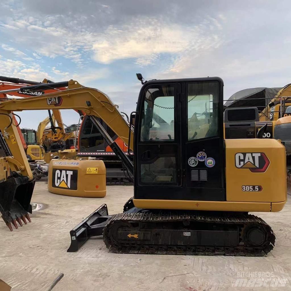 CAT 305.5 E CR حفارات زحافة