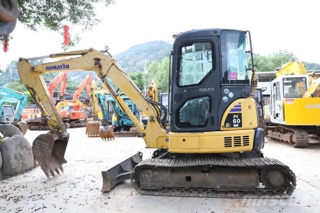 Komatsu PC 50 MR حفارات صغيرة أقل من 7 طن (حفارات صغيرة)
