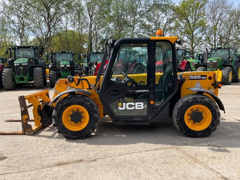 JCB 525-60 AGRI PLUS معدات مناولة لأغراض الزراعة
