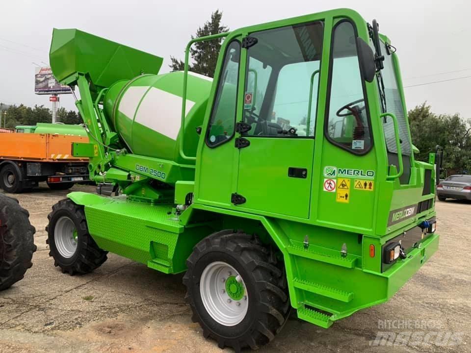 Merlo DBM 2500 خلاطات خرسانة/ملاط