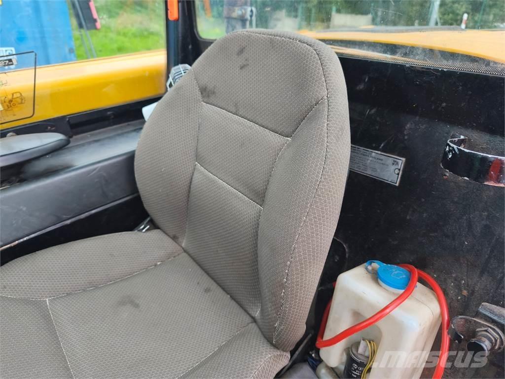 JCB 527-55 (4WS) أخرى