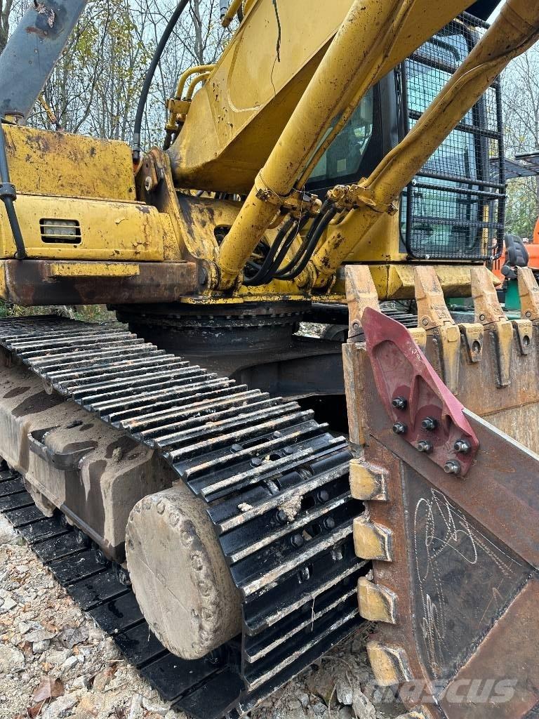 Komatsu PC 360 حفارات زحافة