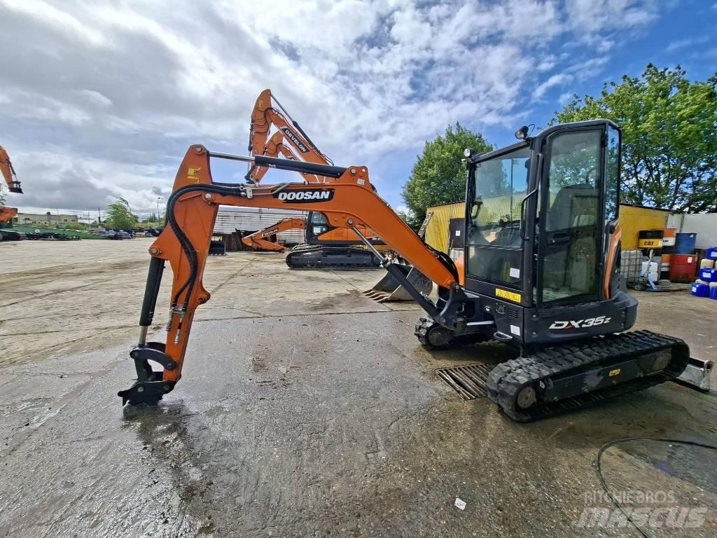Doosan DX 35 Z حفارات صغيرة أقل من 7 طن (حفارات صغيرة)