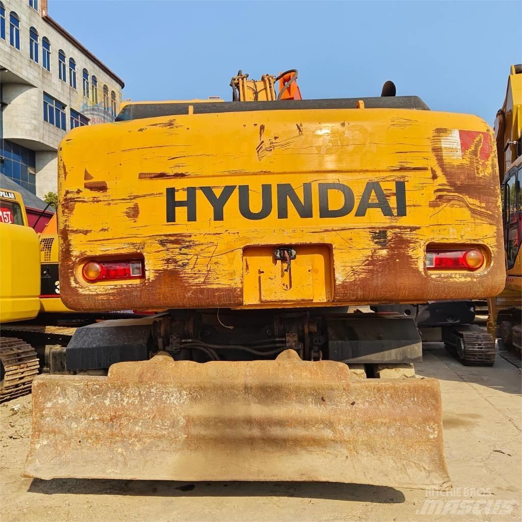 Hyundai R210W-7 حفارات بعجل