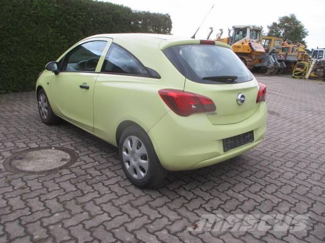 Opel Corsa سيارات
