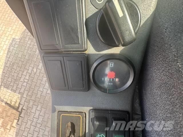 Volvo EW 180 B حفارات بعجل