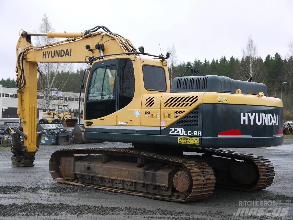Hyundai R 220 LC-9A حفارات زحافة