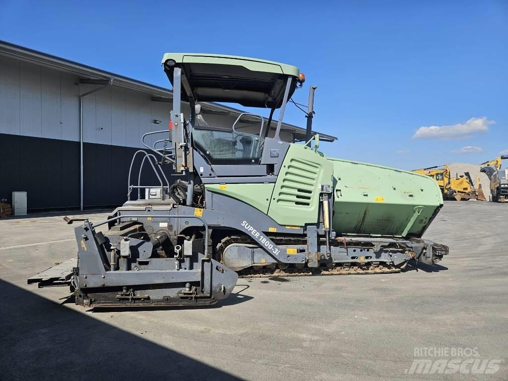 Vögele SUPER 1800-3i معدات السفلتة