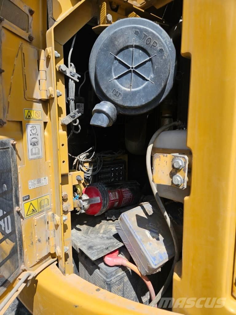 CAT 314 D LCR حفارات زحافة