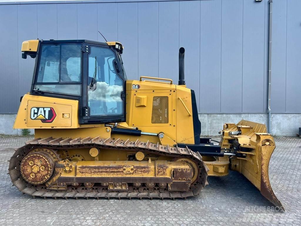 CAT D4-15VP بلدوزرات مجنزرة
