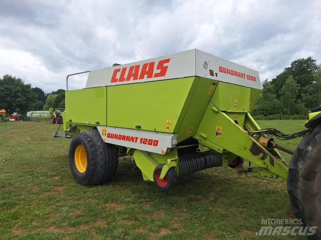 CLAAS Quadrant 1200 محزمات مربعة