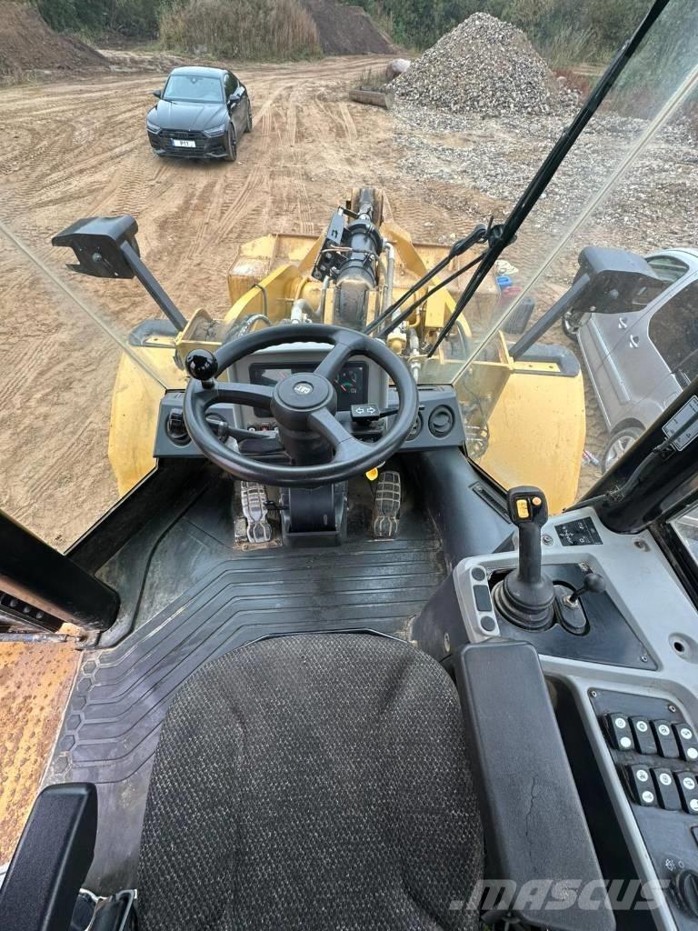 CAT 950 GC لوادر بعجل
