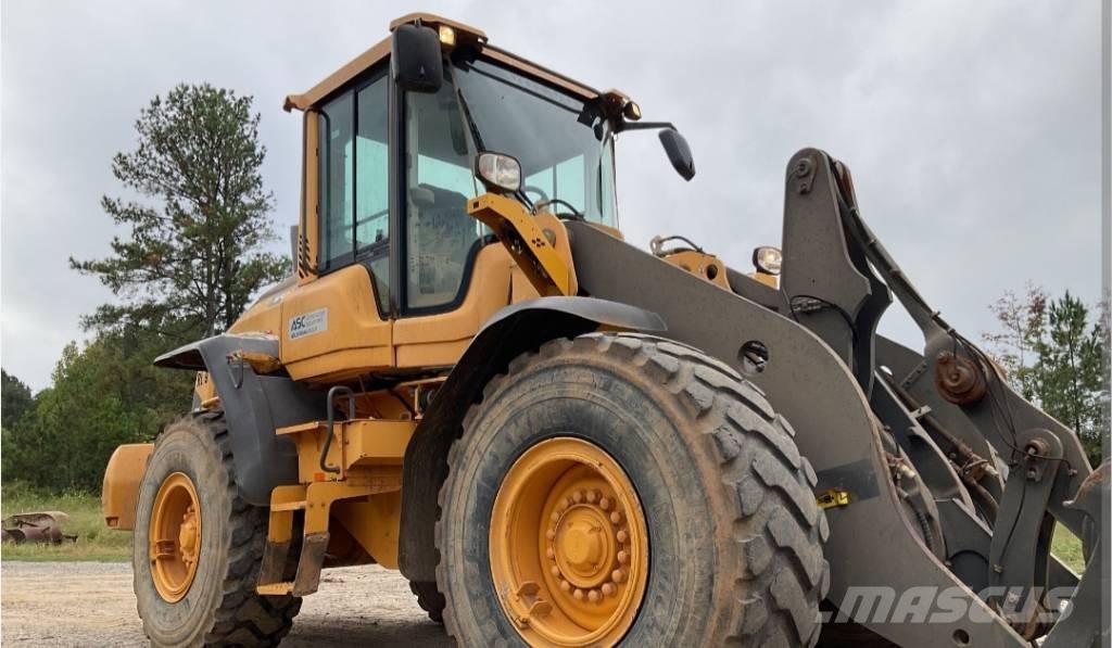 Volvo L 90 H لوادر بعجل