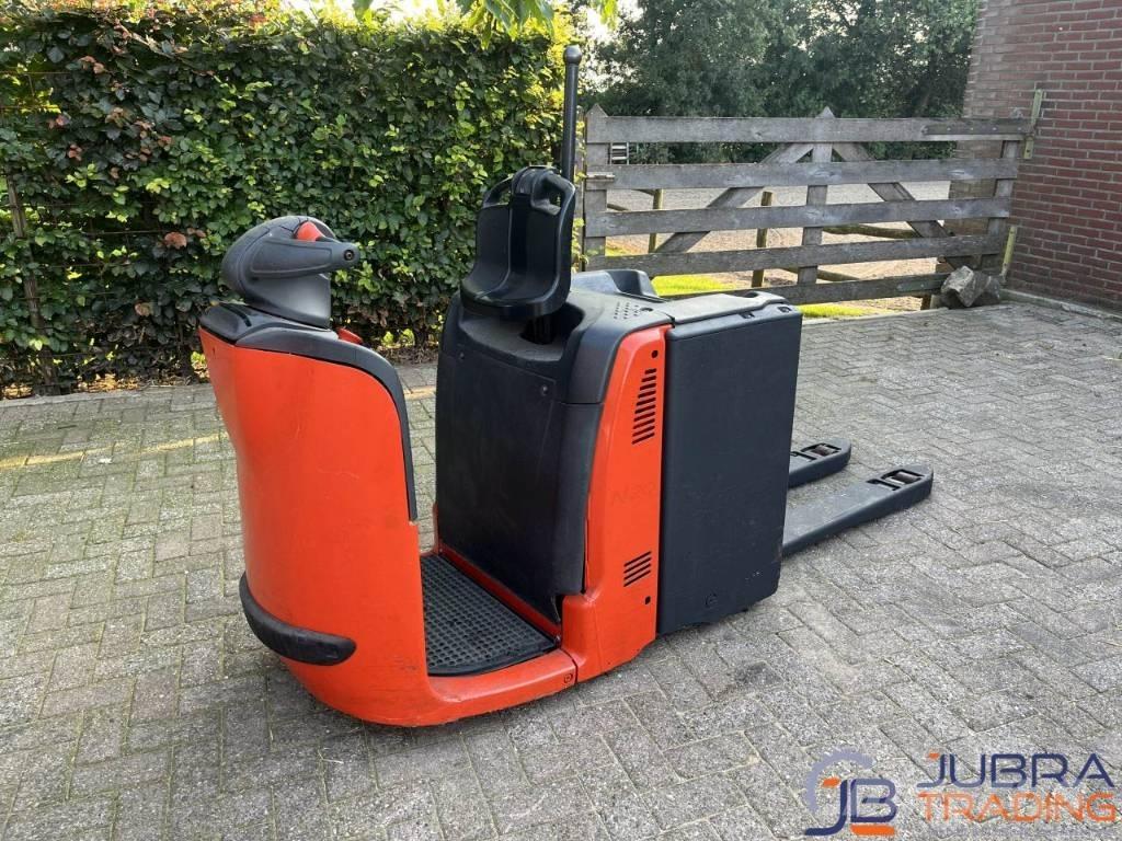 Linde H20 رافعة منخفضة المستوى ذات منصة