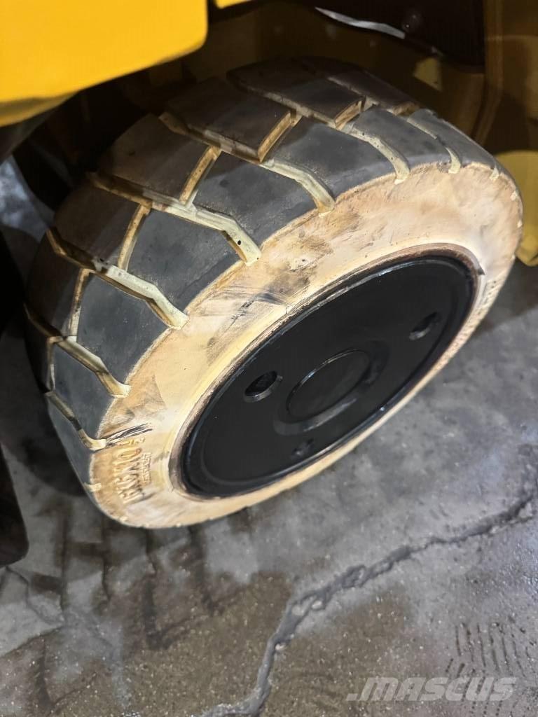 CAT 2C 5000 شاحنات ذات رافعات شوكية - أخرى