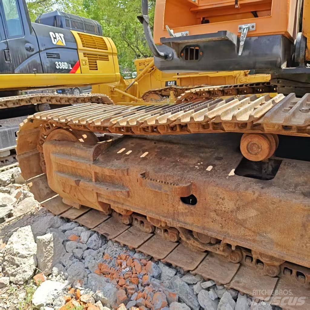 Hyundai 330LC-9s حفارات زحافة