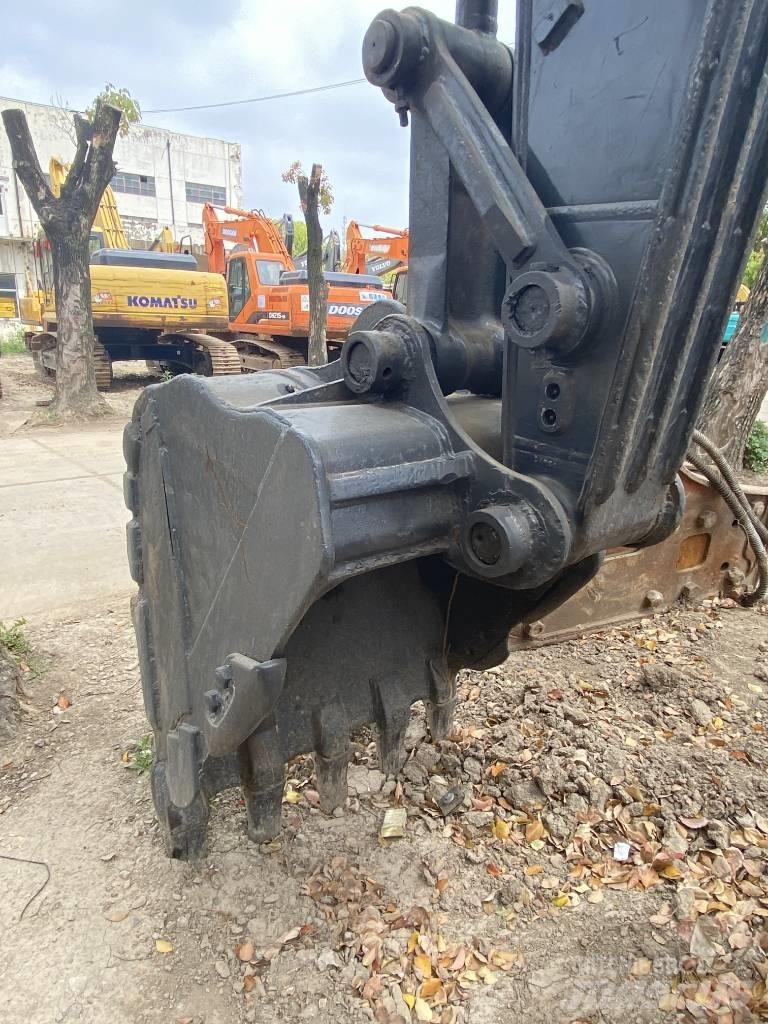 Volvo EC 140 DL حفارات زحافة