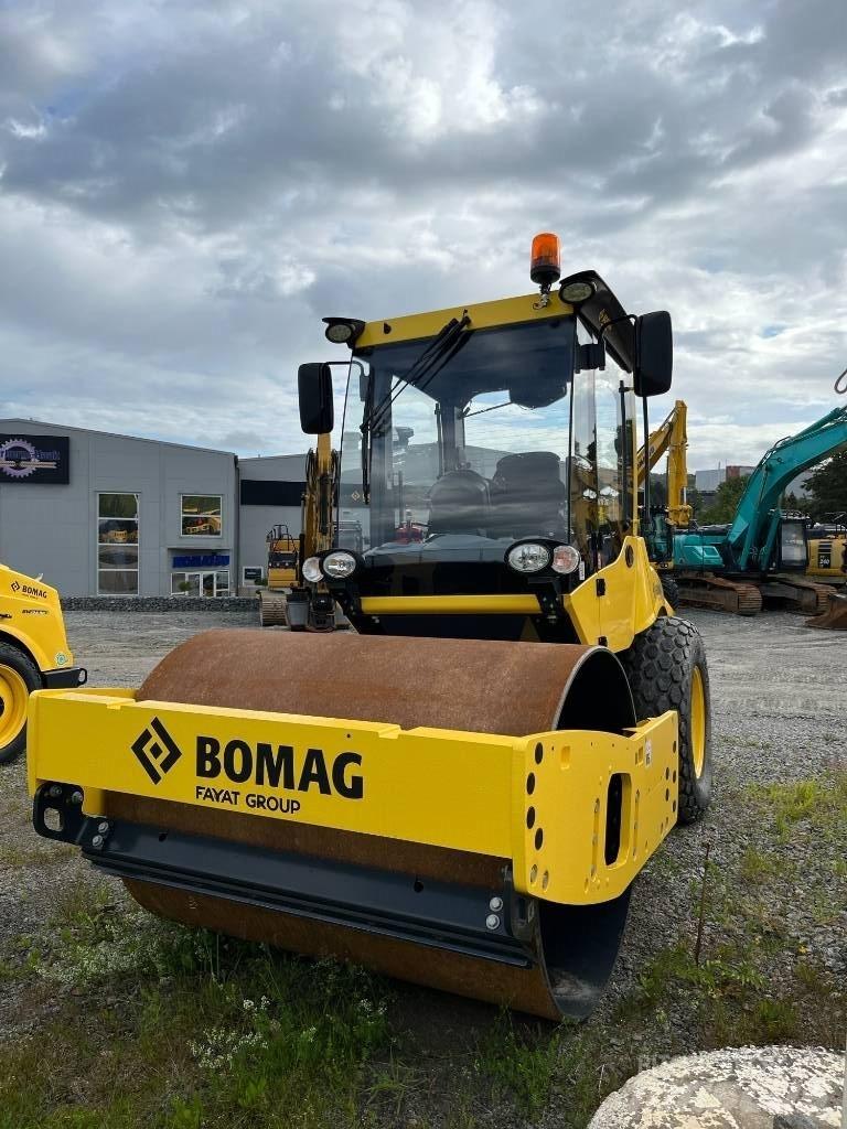 Bomag BW 177 D-5 مداحل أحادية الأسطوانة