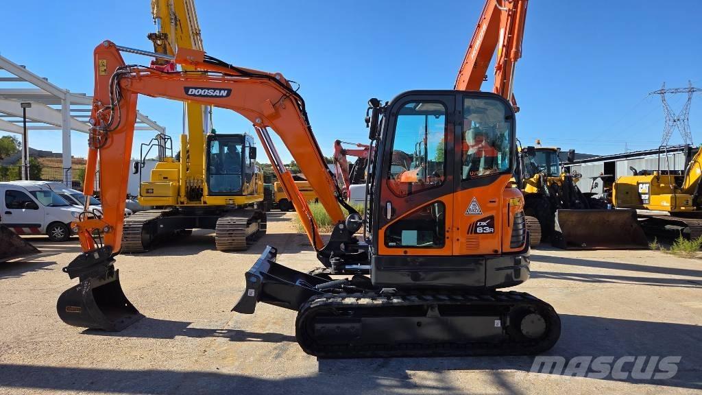 Doosan DX 63 R حفارات صغيرة أقل من 7 طن (حفارات صغيرة)