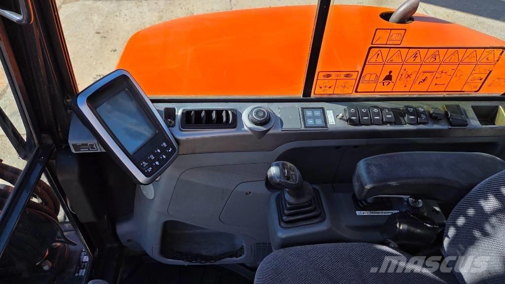 Doosan DX 63 R حفارات صغيرة أقل من 7 طن (حفارات صغيرة)