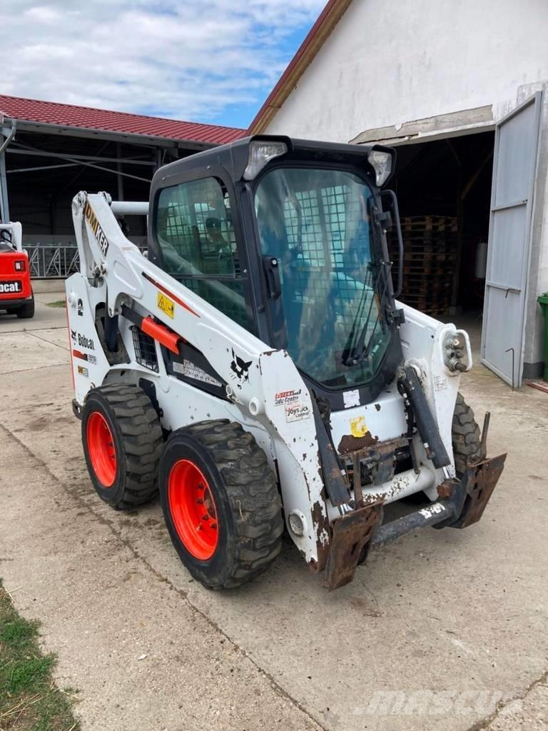 Bobcat S 570 لوادر انزلاقية التوجيه