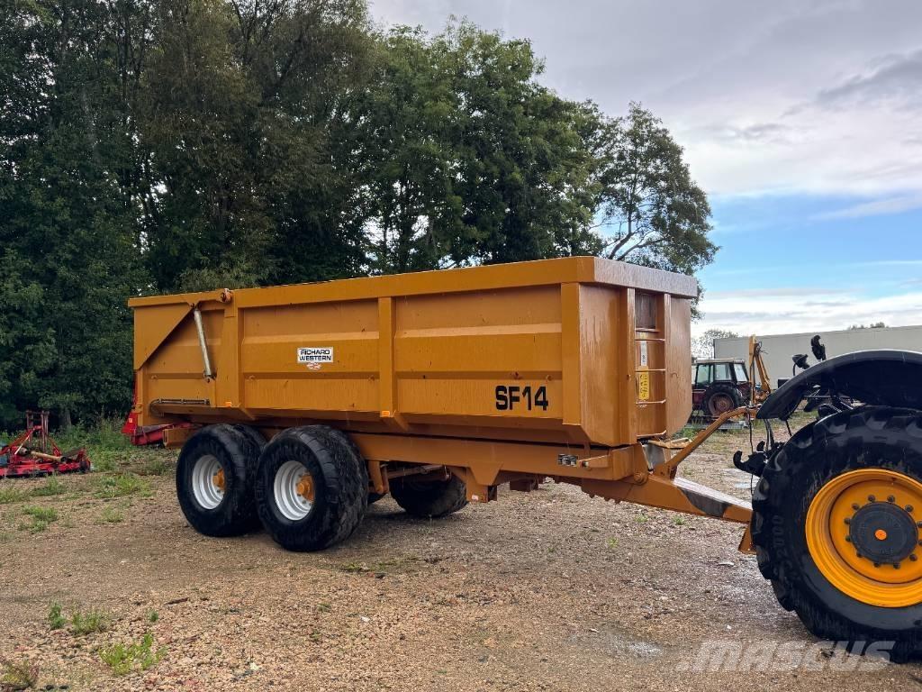 Richard Western SF14 مقطورة حبوب