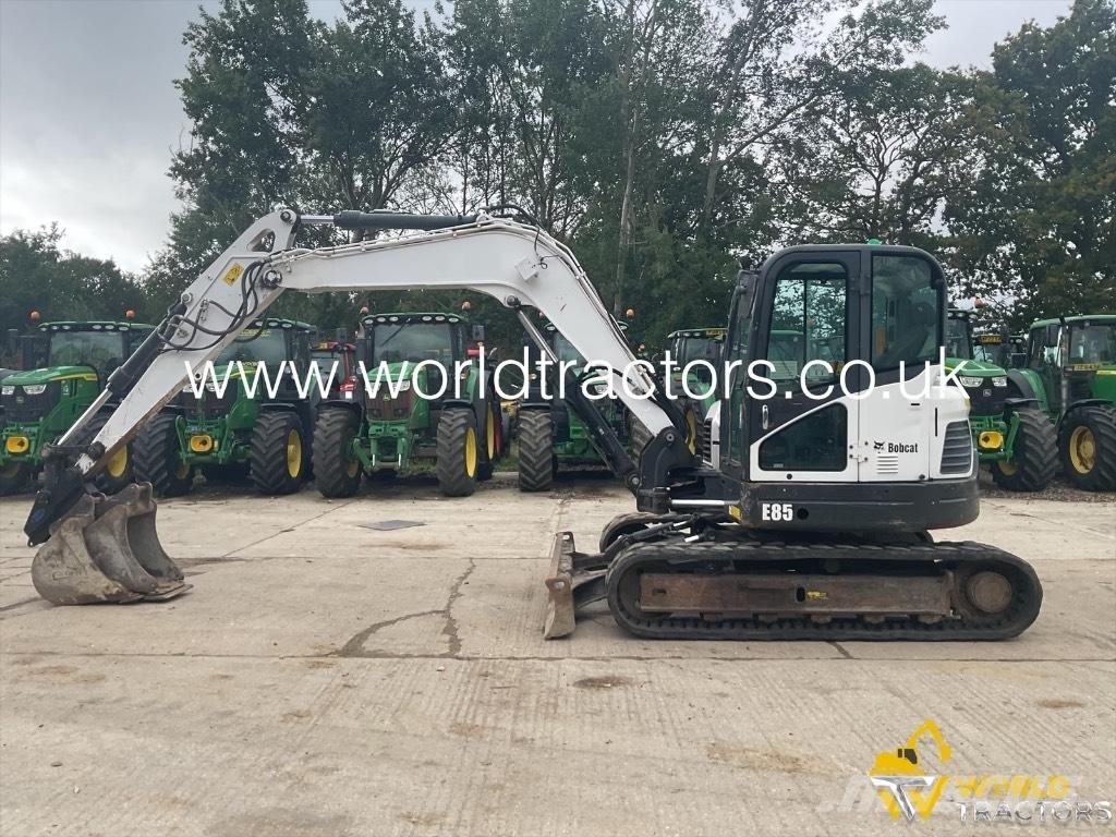 Bobcat E 85 حفارات وسط 7 طن - 12 طن
